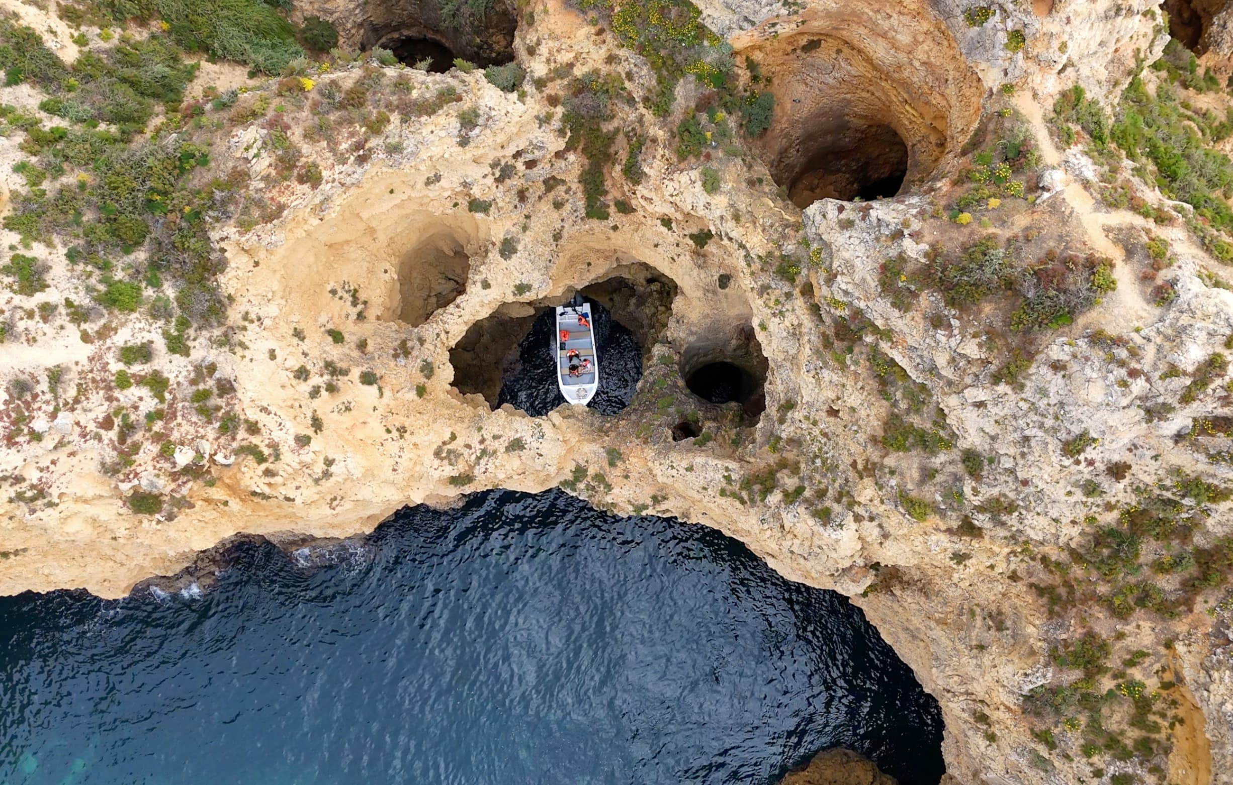 Boat trip through the famous caves of Ponta da Piedade Algarve