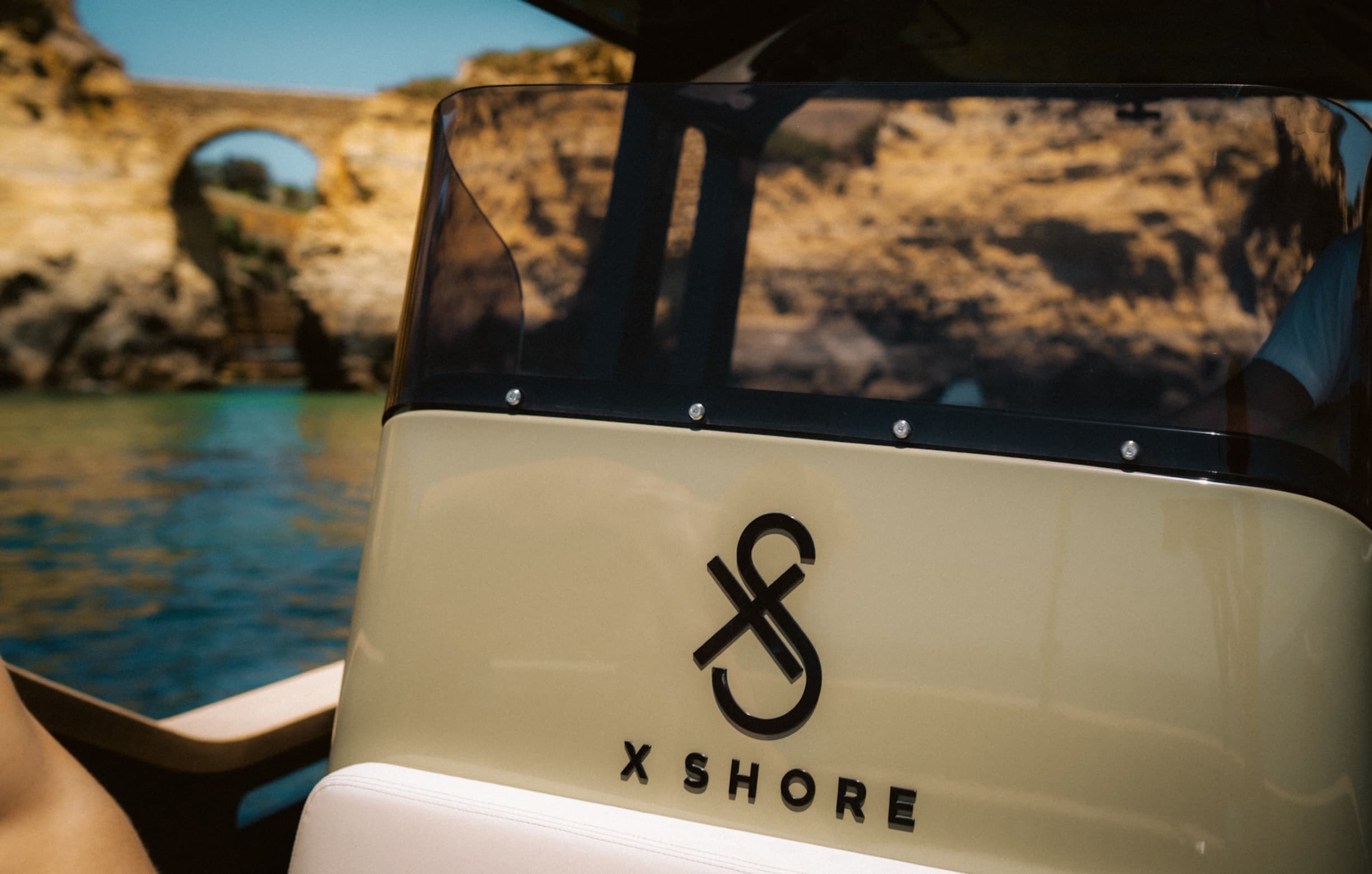 Eco-friendly electric boat cruising in Lagos Algarve