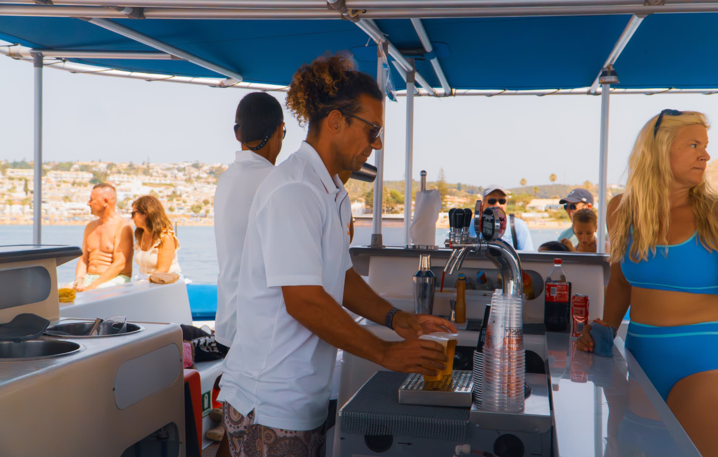 Boat tour exploring the stunning coastline of Lagos Algarve